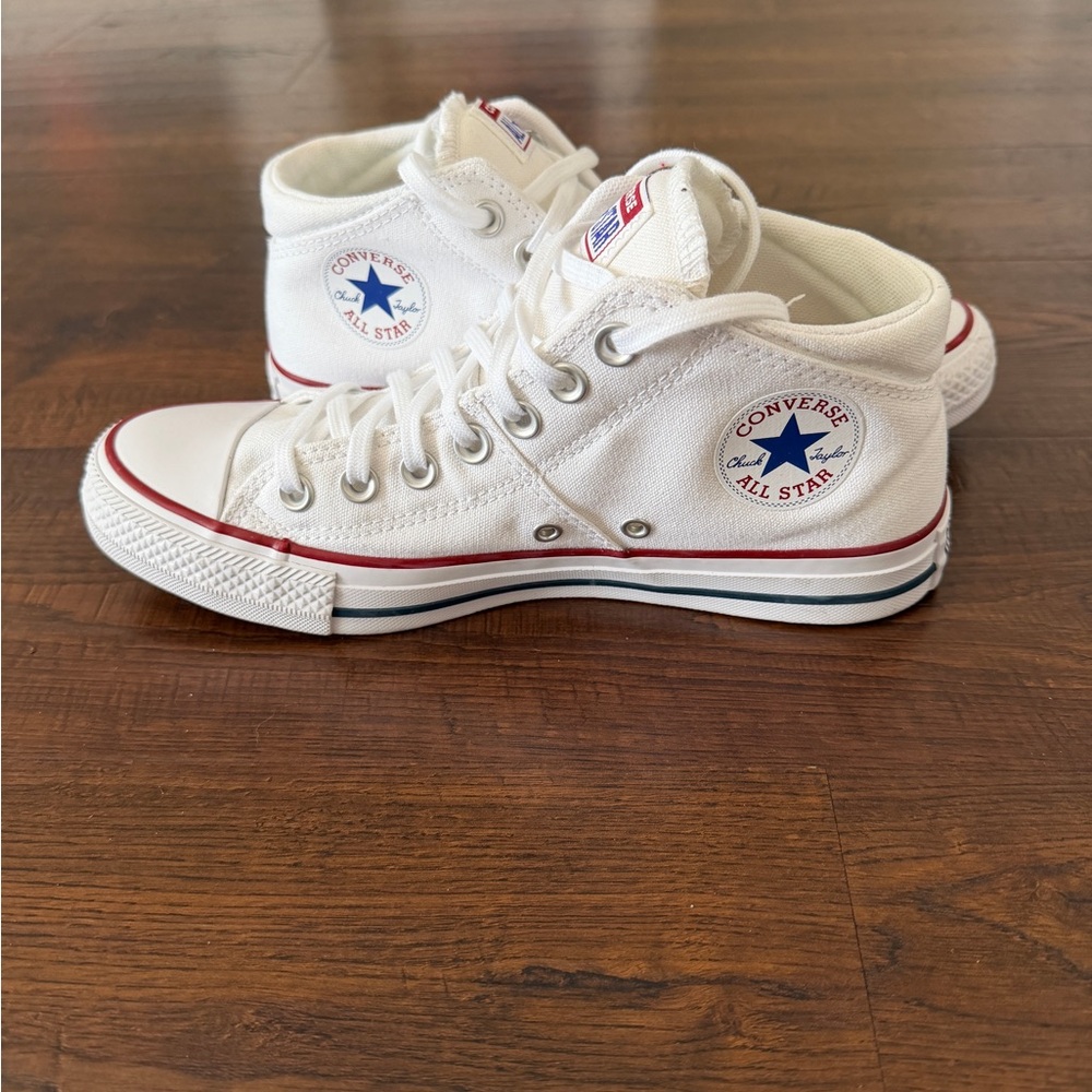 Women’s Converse Chuck Taylor All-Star White Mid High-Top Sneakers Shoes